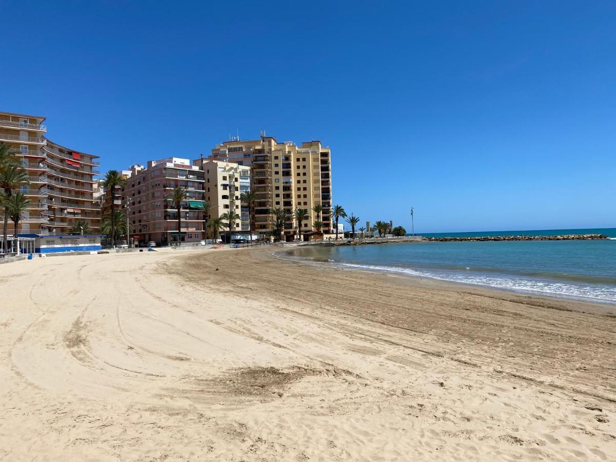 Апартаменти Blue House 1ª Linea Playa Торрев'єха Екстер'єр фото