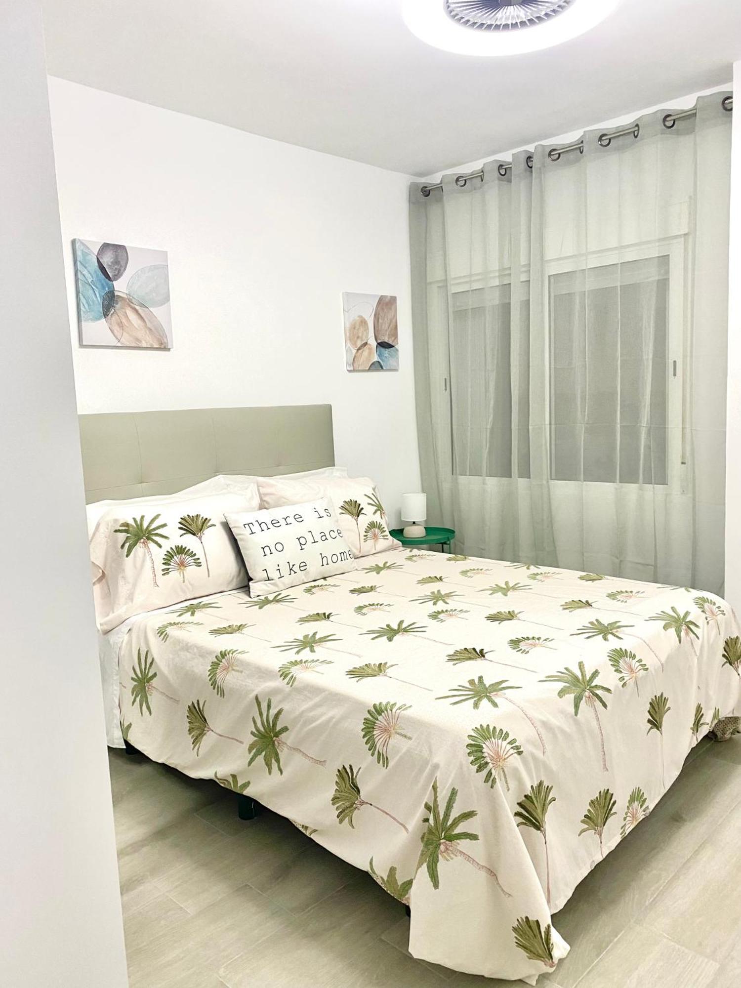 Апартаменти Blue House 1ª Linea Playa Торрев'єха Екстер'єр фото